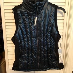 Ladies Calvin Klein puffer performance vest large